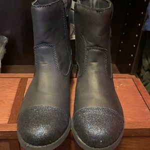 NWT OshKosh Navy glittery toe boots size 1